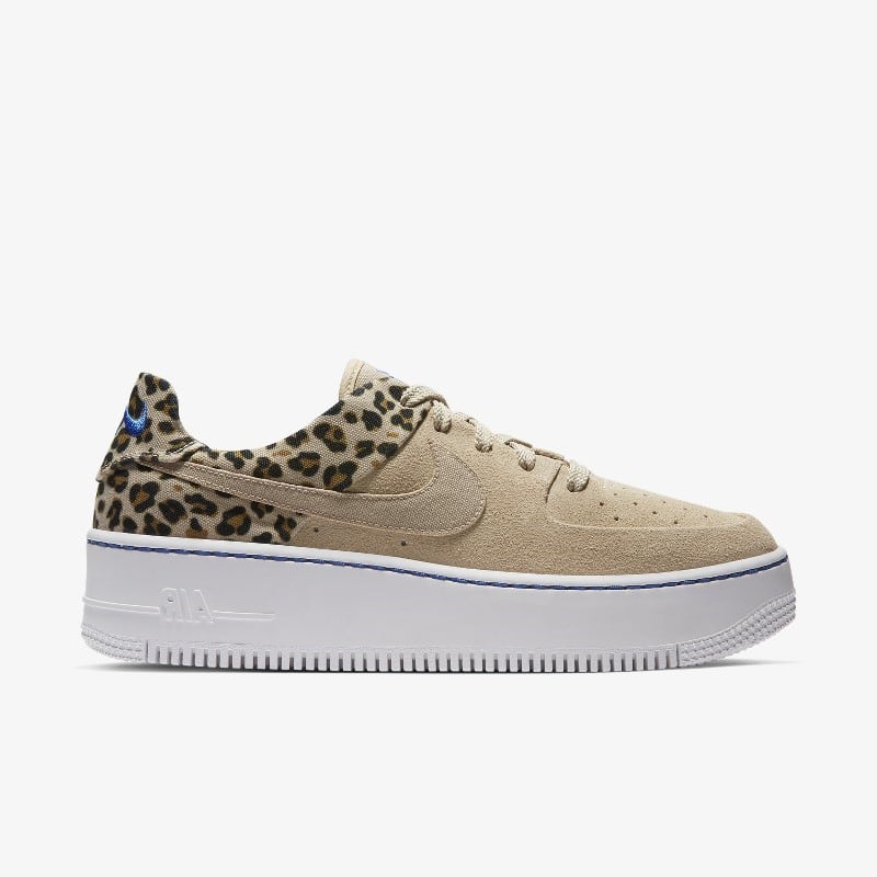 Nike air force 1 2025 sage low leopard print